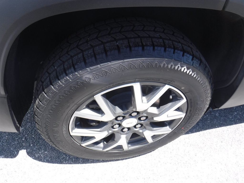 2022 GMC Acadia - $23,995