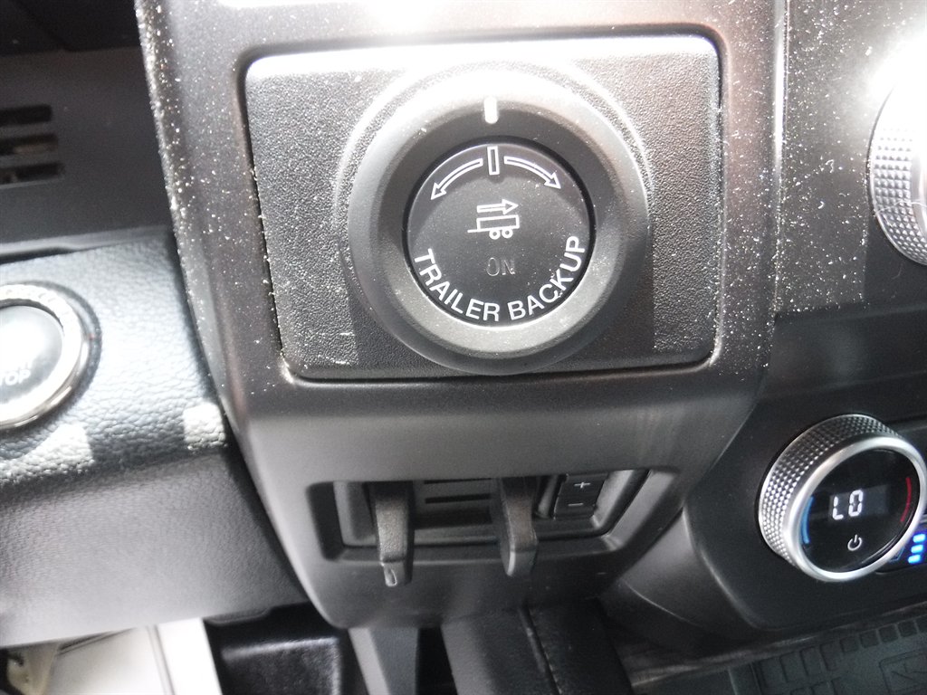 2021 Ford Expedition - $23,995