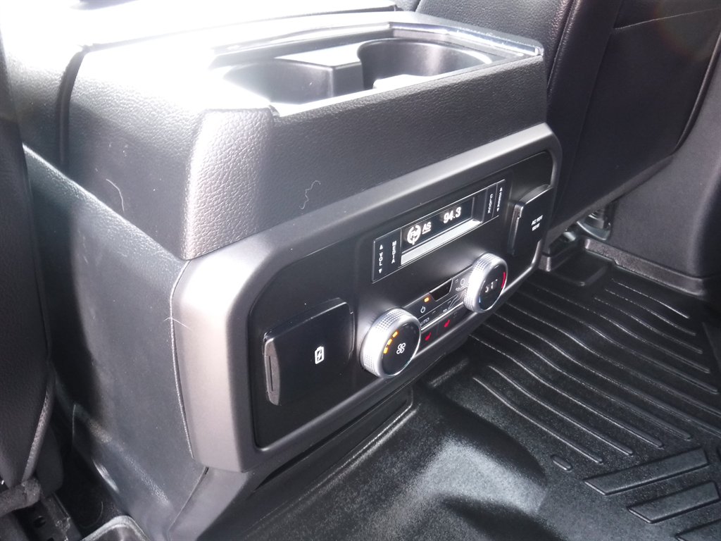 2021 Ford Expedition - $23,995