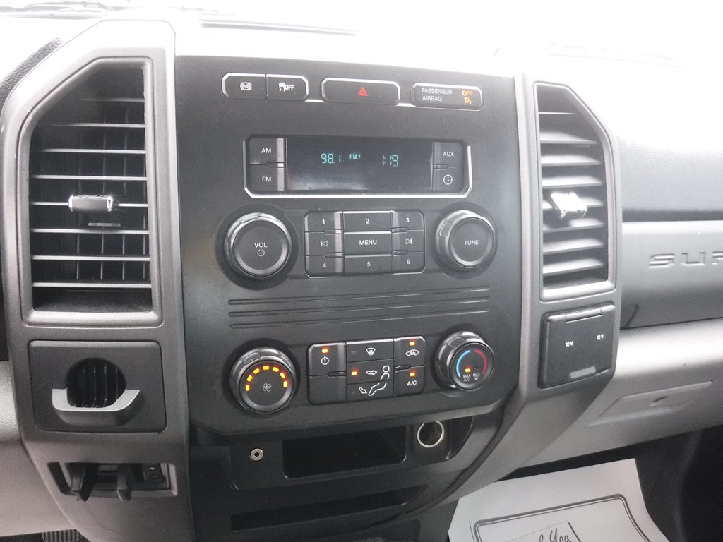 2018 Ford F-350 - $30,995