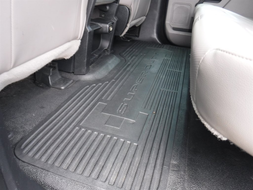 2018 Ford F-350 - $30,995
