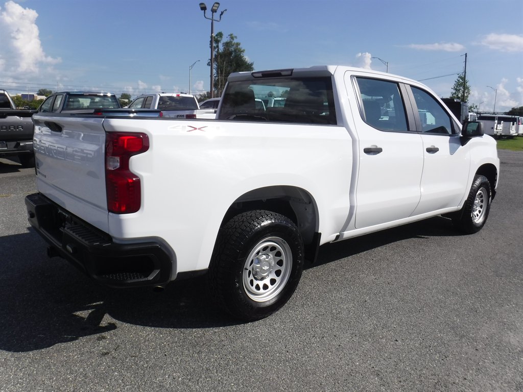 2020 Chevrolet Silverado - $26,995