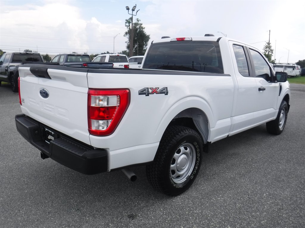 2022 Ford F-150 - $28,995