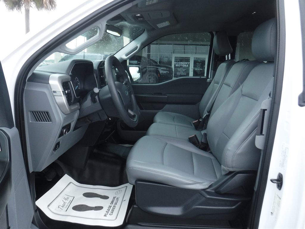 2022 Ford F-150 - $28,995