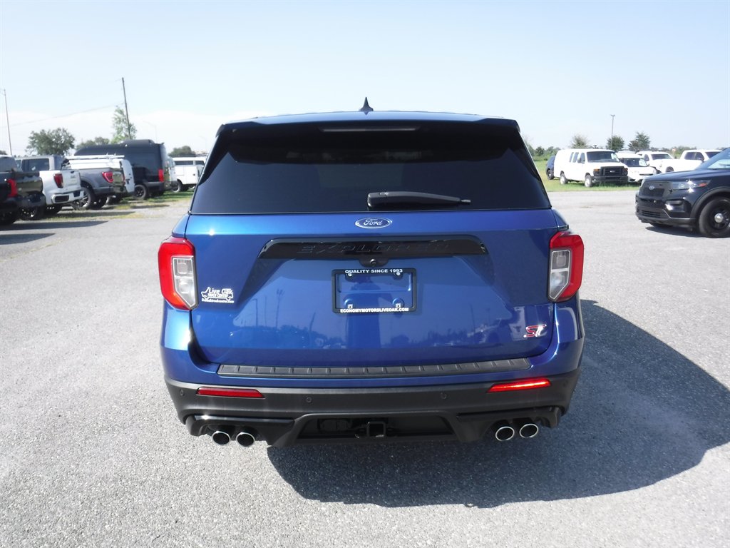 2022 Ford Explorer - $26,995