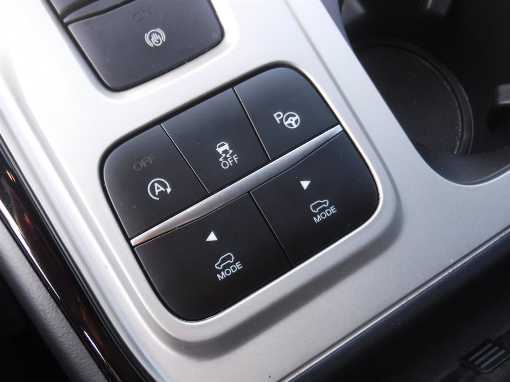 2022 Ford Explorer - $26,995