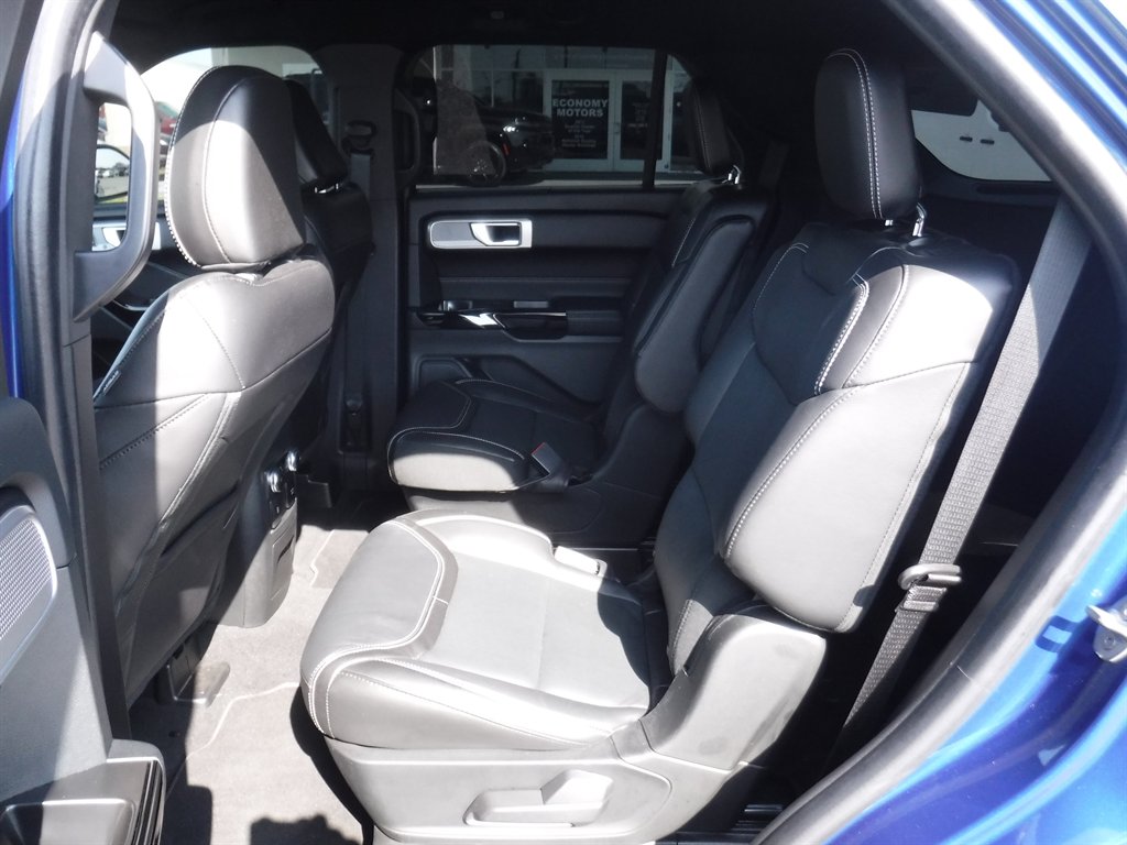 2022 Ford Explorer - $26,995