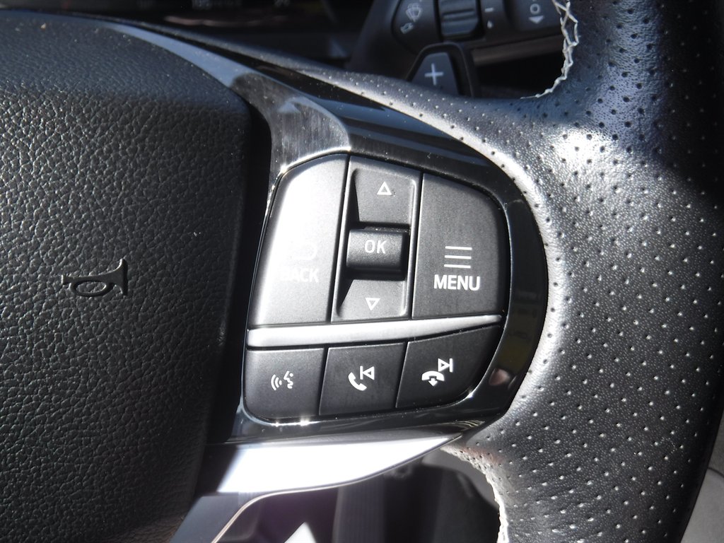 2022 Ford Explorer - $26,995