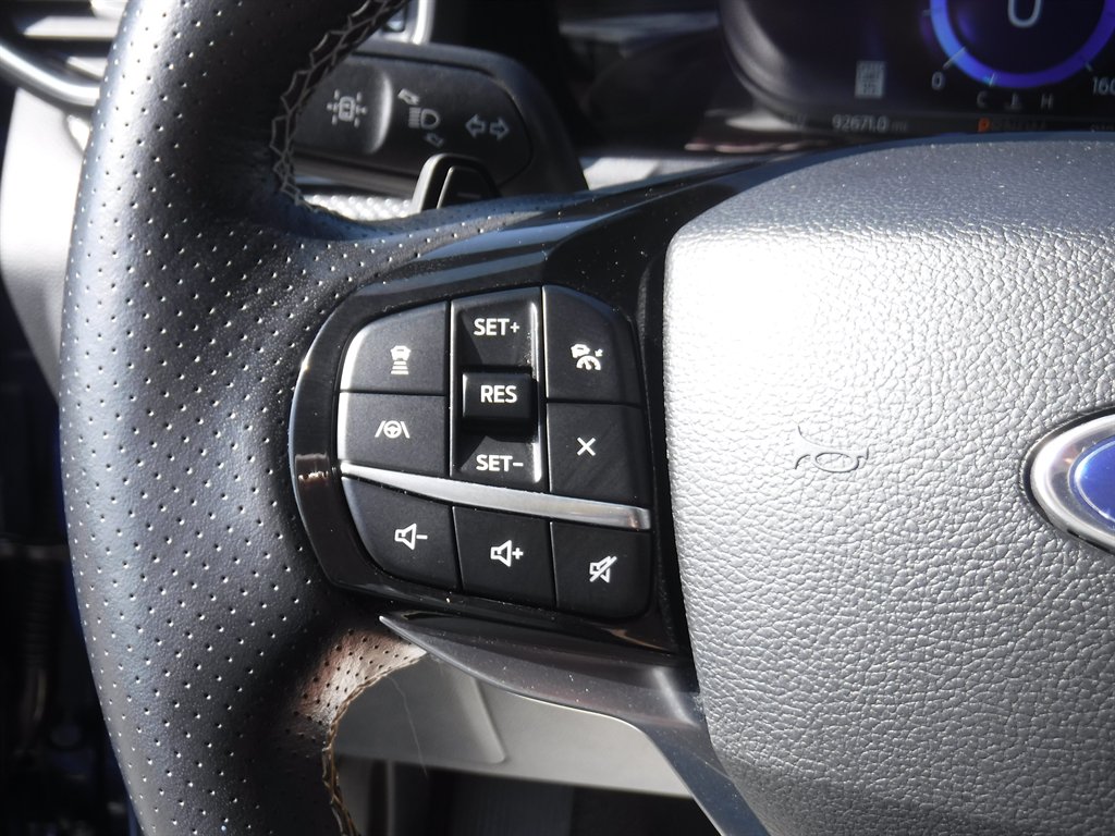 2022 Ford Explorer - $26,995