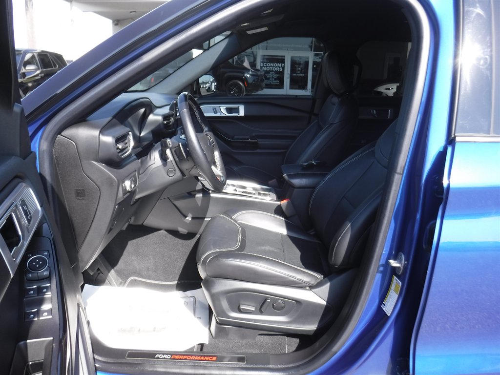 2022 Ford Explorer - $26,995