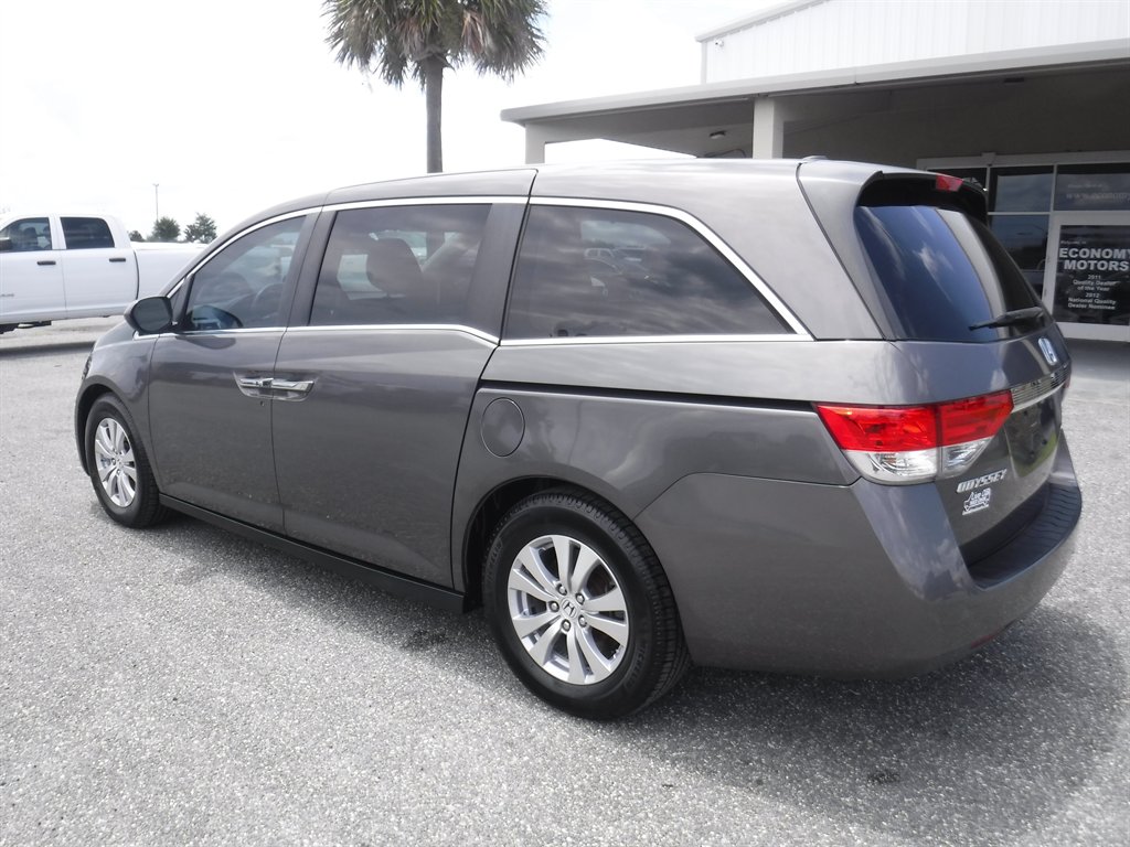 2016 Honda Odyssey - $11,995