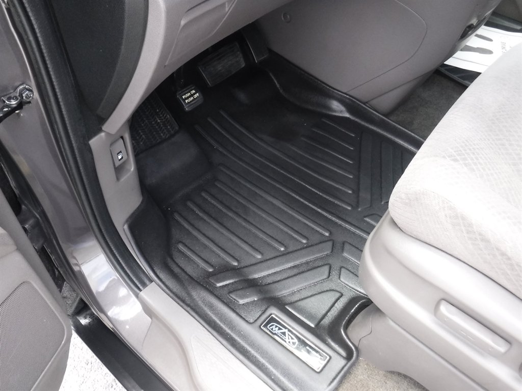 2016 Honda Odyssey - $11,995