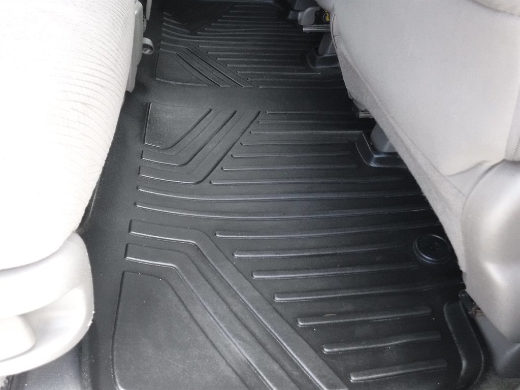 2016 Honda Odyssey - $11,995