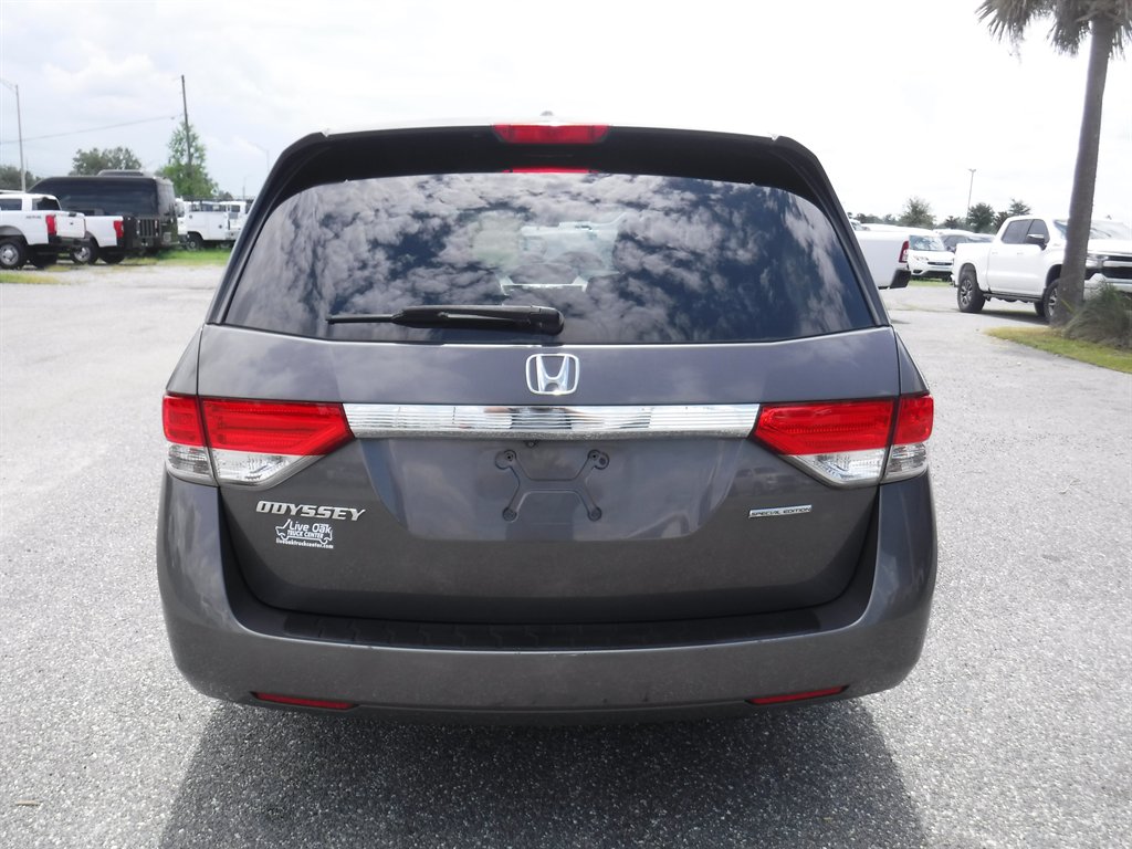 2016 Honda Odyssey - $11,995