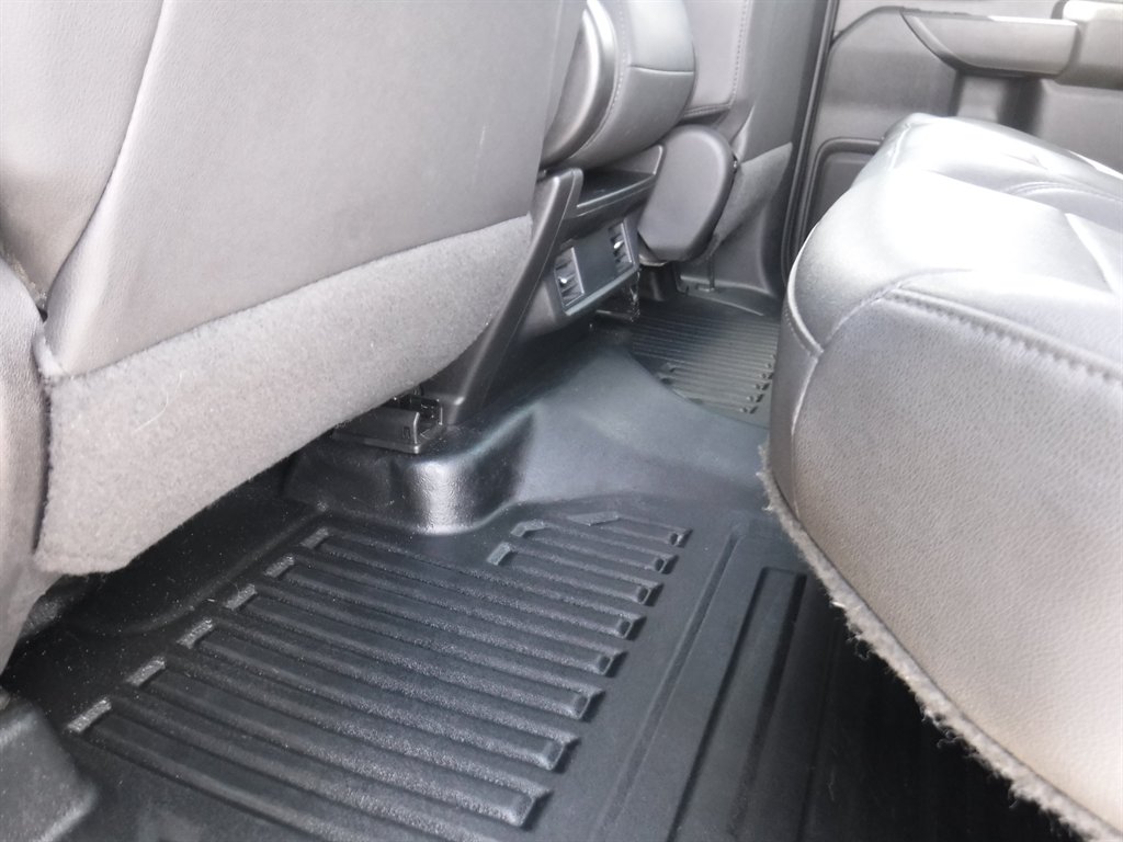 2022 Chevrolet Silverado Hd - $27,995