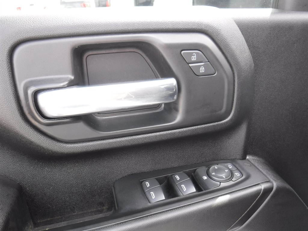 2022 Chevrolet Silverado Hd - $27,995