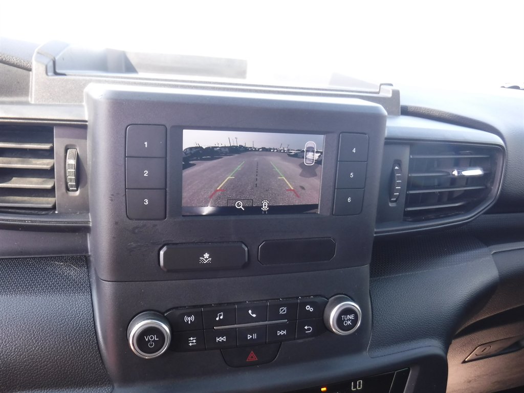 2021 Ford Explorer - $15,995