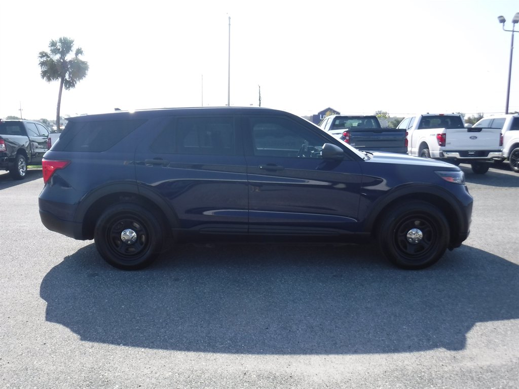 2021 Ford Explorer - $15,995