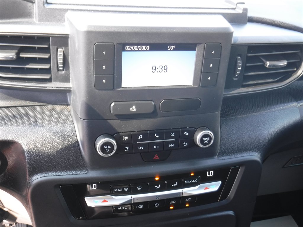 2021 Ford Explorer - $17,995