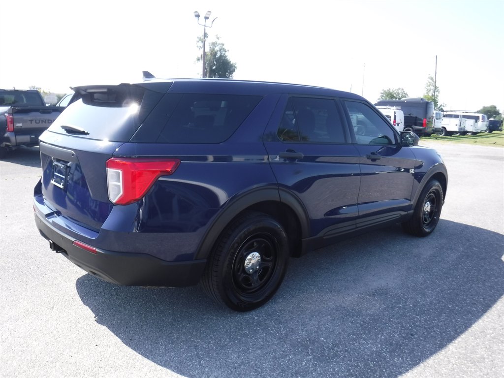 2021 Ford Explorer - $17,995