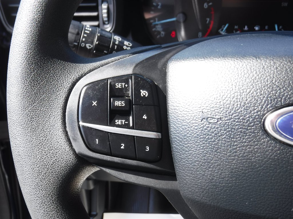 2021 Ford Explorer - $17,995