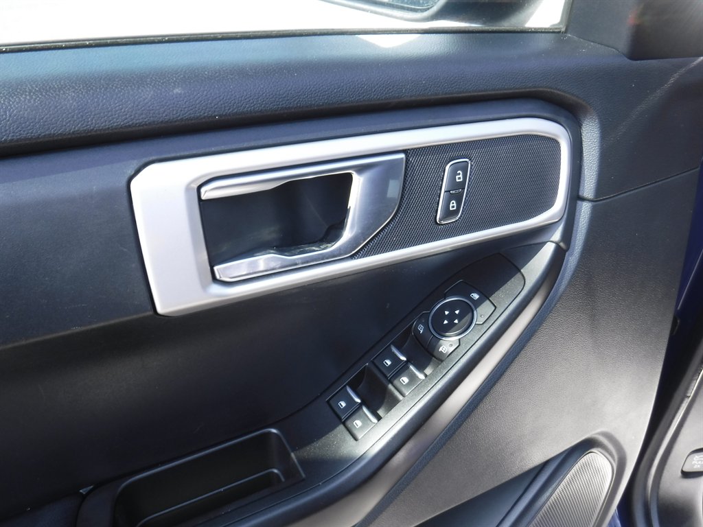 2021 Ford Explorer - $17,995
