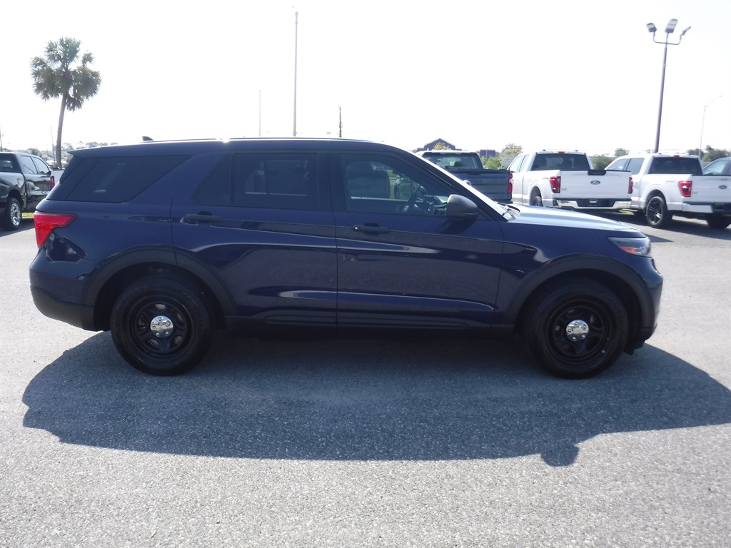 2021 Ford Explorer - $17,995