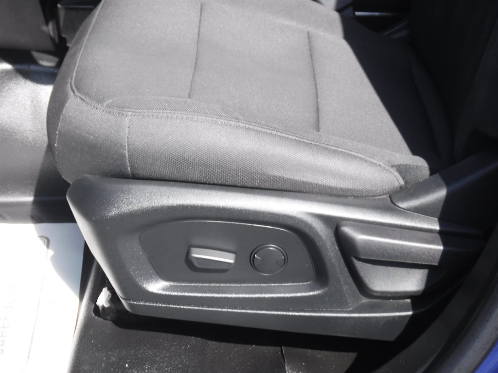2021 Ford Explorer - $17,995