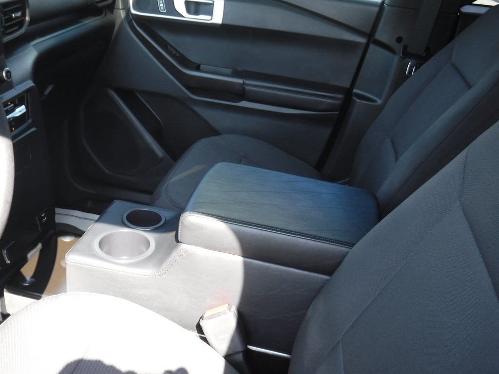 2021 Ford Explorer - $17,995