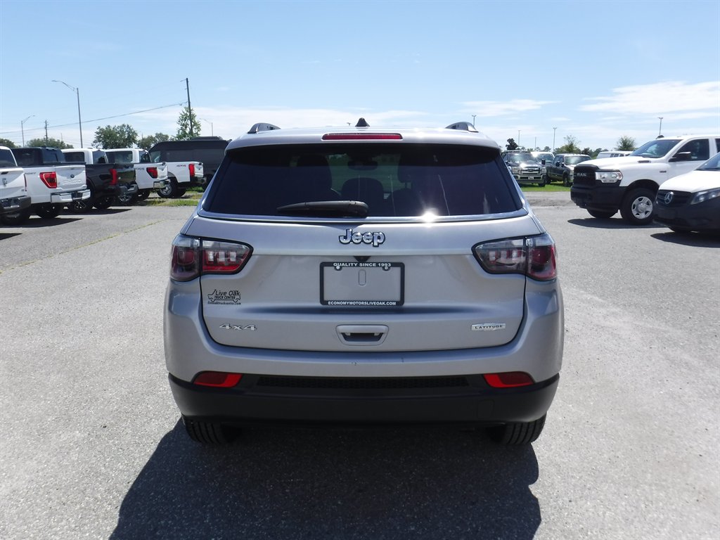 2024 Jeep Compass - $17,995
