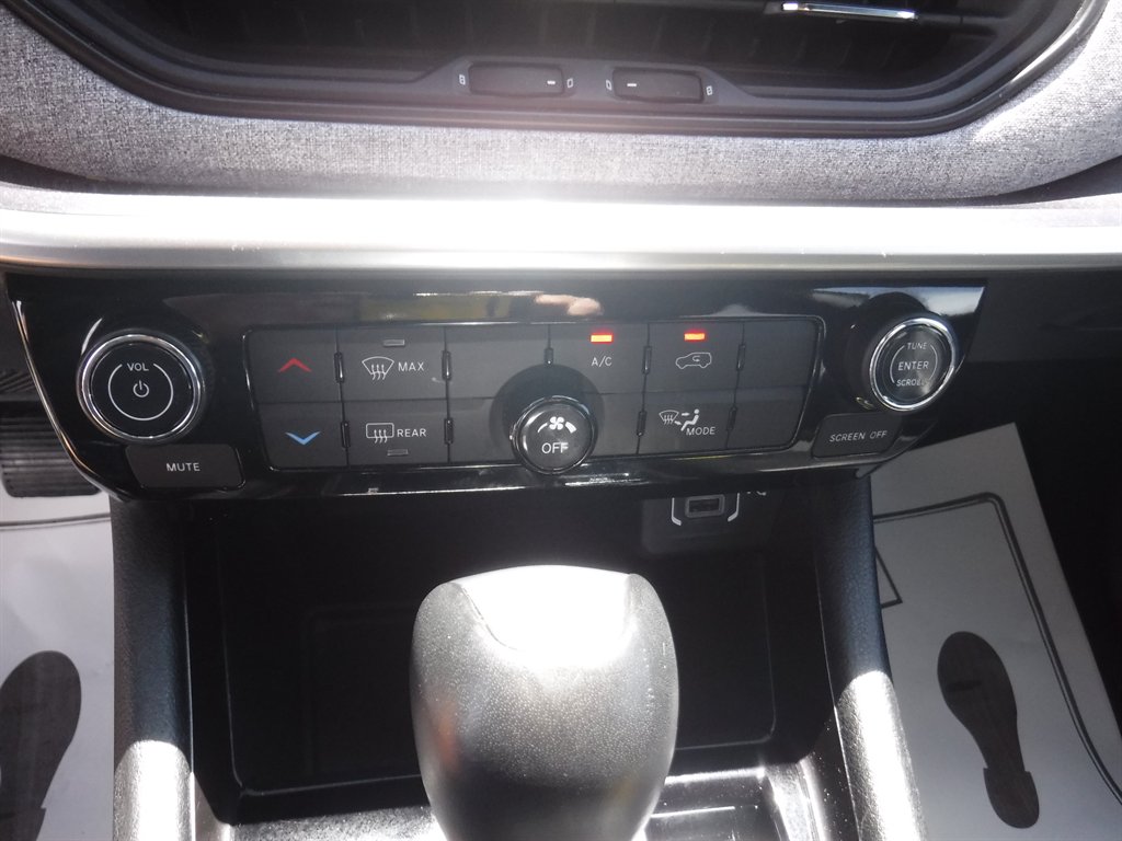 2024 Jeep Compass - $17,995