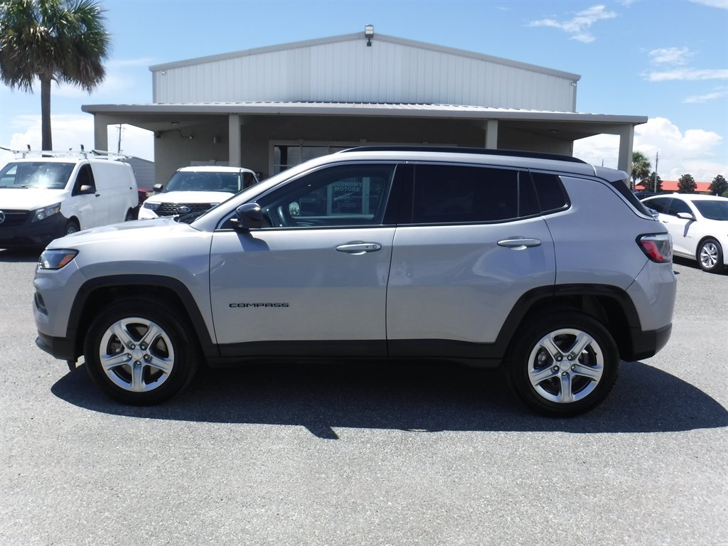 2024 Jeep Compass - $17,995