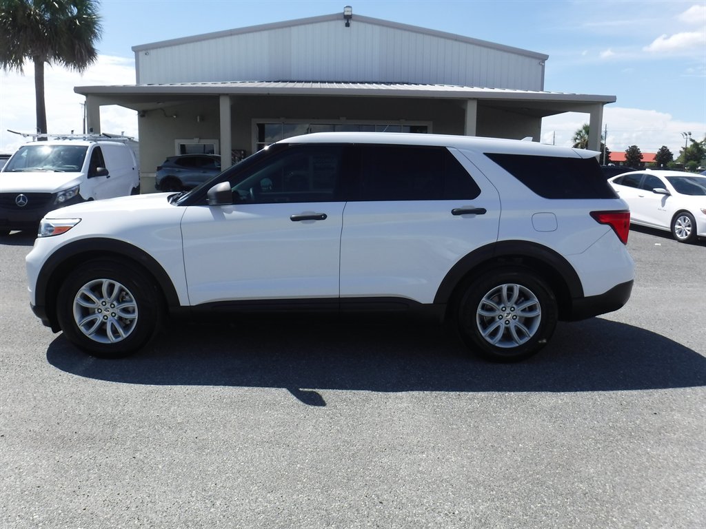 2020 Ford Explorer - $21,995