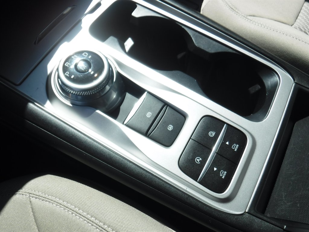 2020 Ford Explorer - $21,995