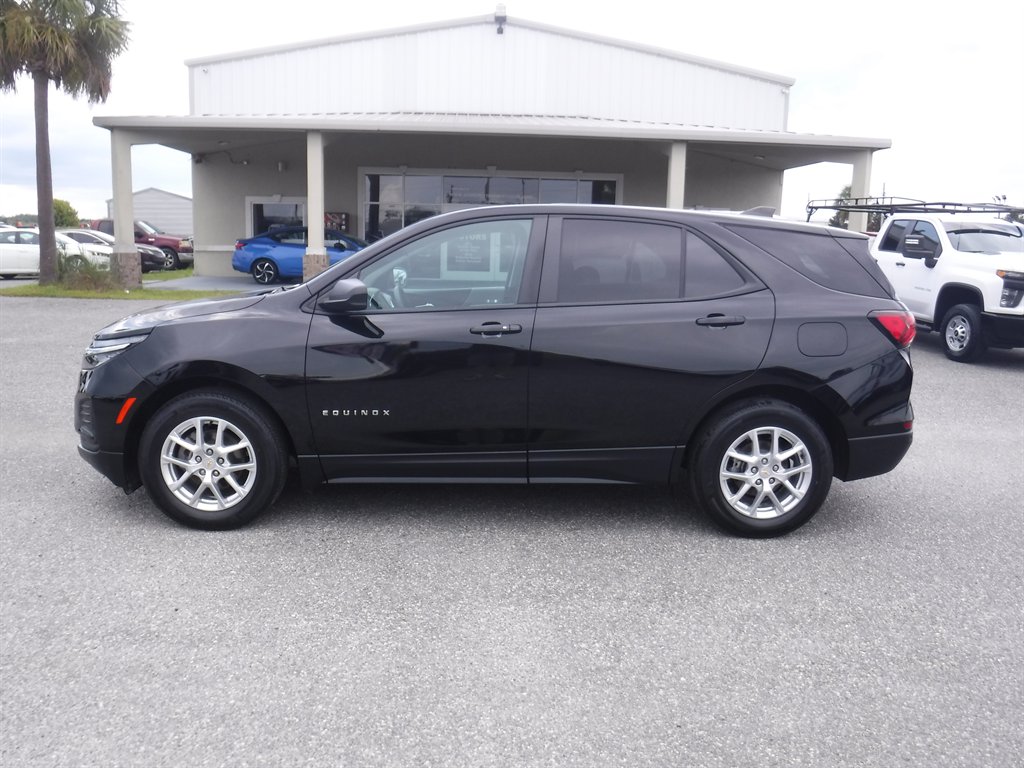 Black 2022 Chevrolet Equinox SUV / Crossover Front-Wheel Drive Automatic