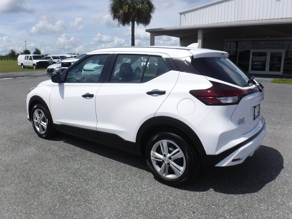 2024 Nissan Kicks - $15,880
