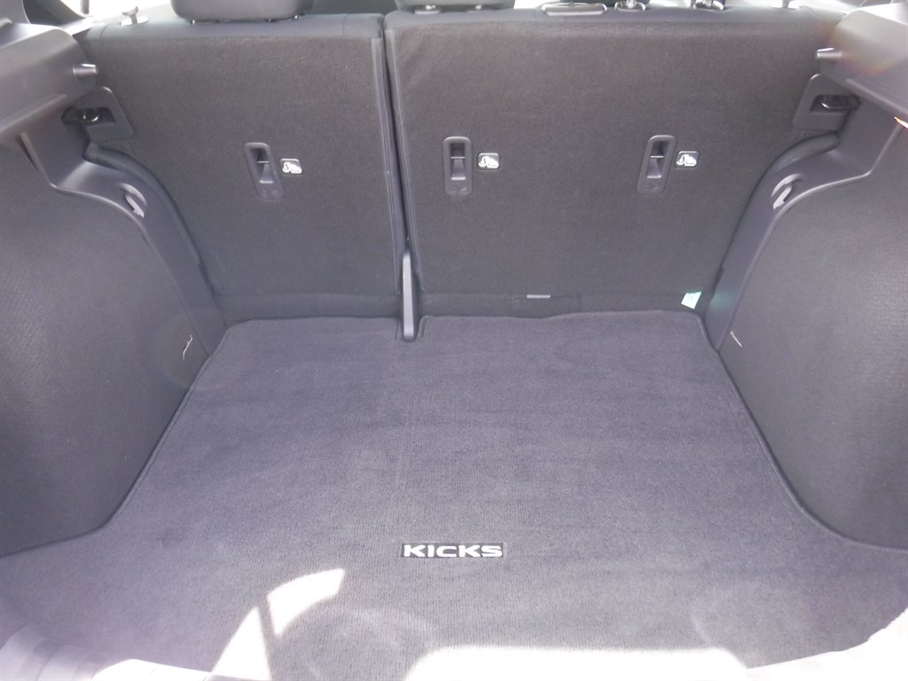 2024 Nissan Kicks - $15,880