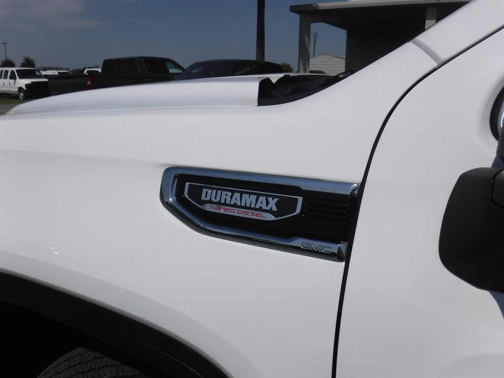 2024 GMC Sierra - $40,995