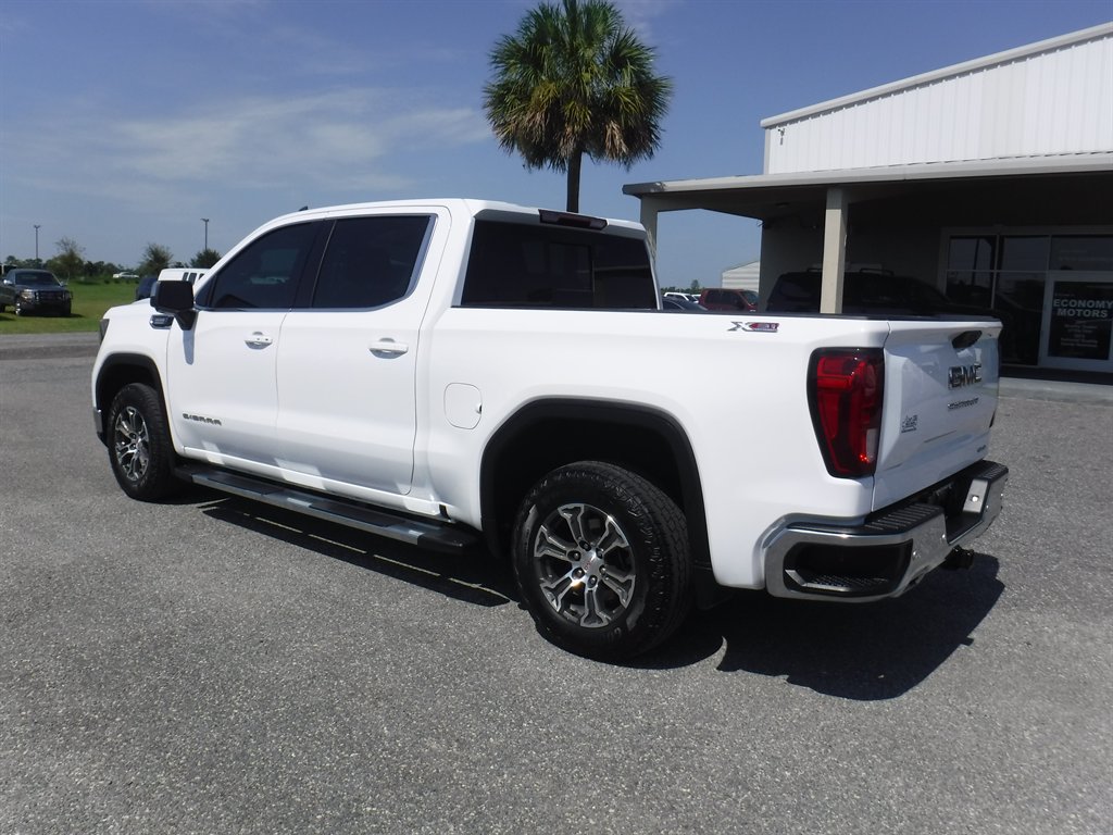 2024 GMC Sierra - $40,995