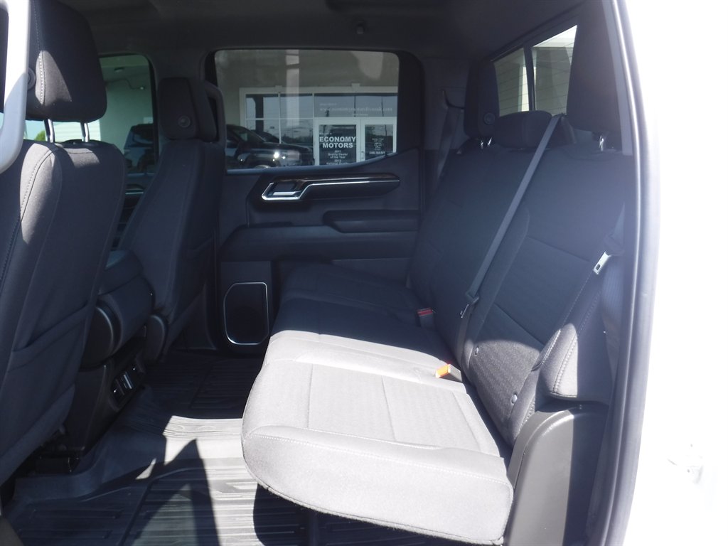 2024 GMC Sierra - $40,995