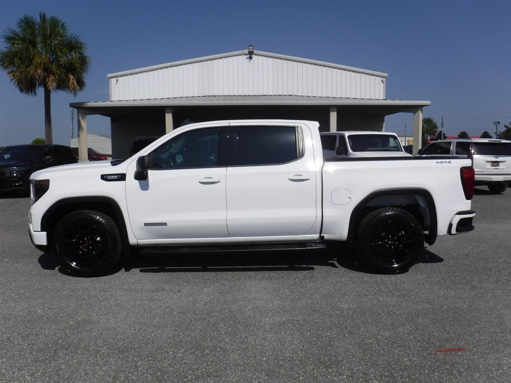 2023 GMC Sierra - $41,995