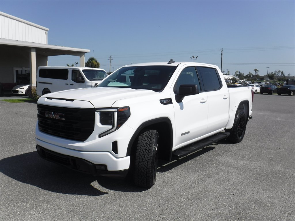 2023 GMC Sierra - $41,995