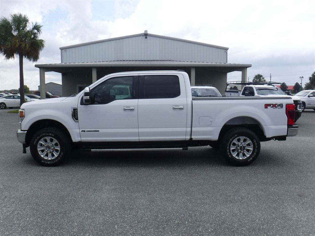 Oxford White 2020 Ford F-250 Super Duty Pickup Truck Four-Wheel Drive Automatic