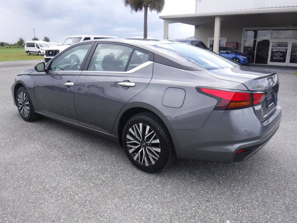 2025 Nissan Altima - $19,995