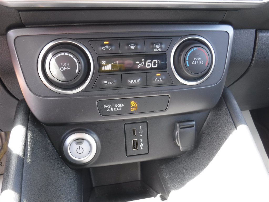 2025 Nissan LEAF - $15,499