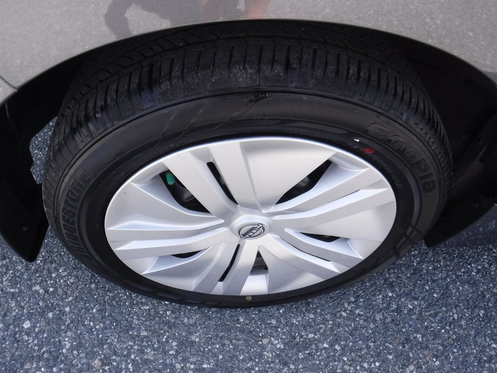 2025 Nissan LEAF - $15,499