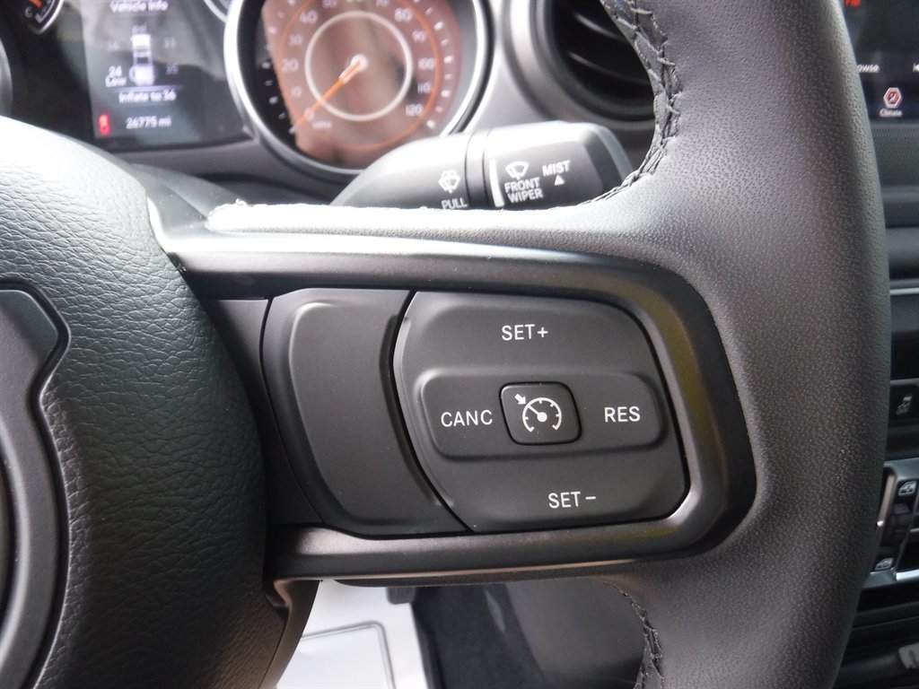 2023 Jeep Gladiator - $29,995