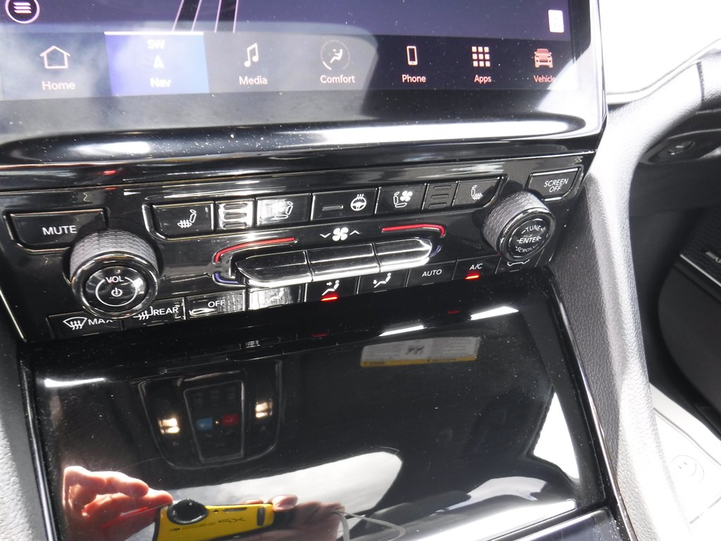 2023 Jeep Cherokee - $32,995
