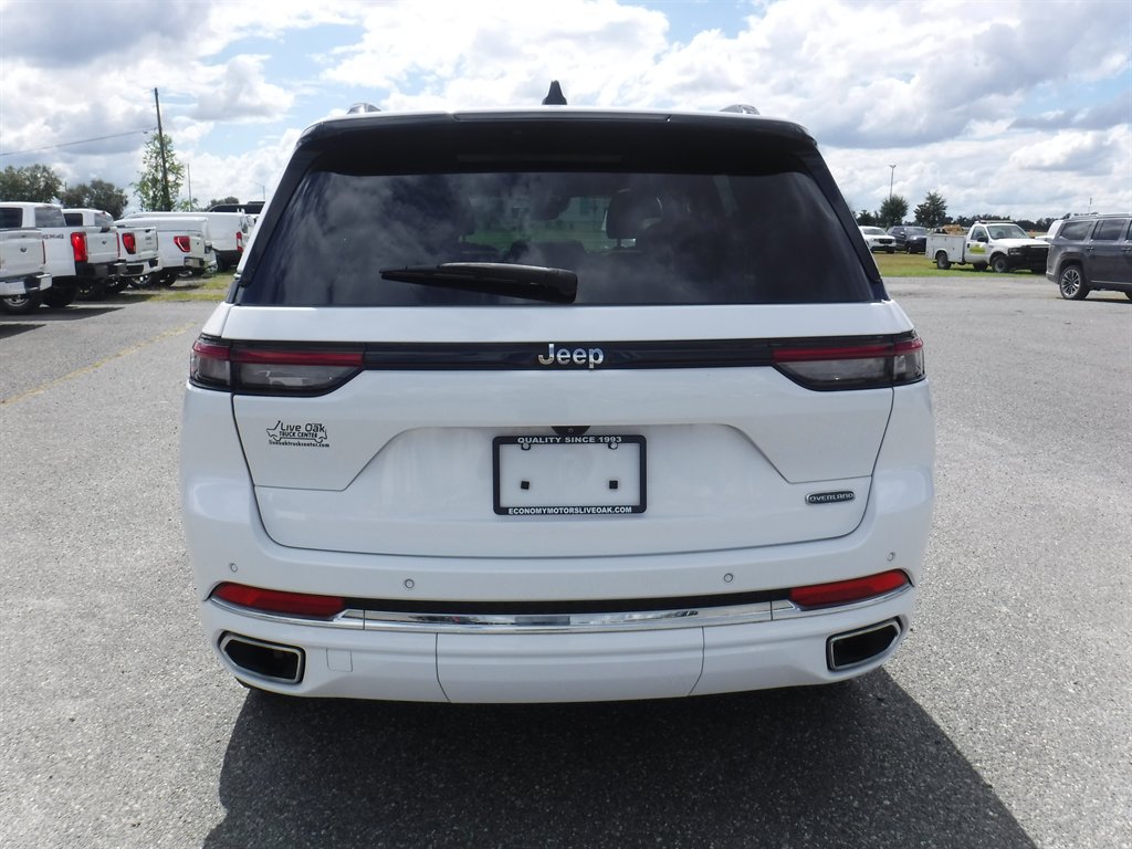 2023 Jeep Cherokee - $32,995