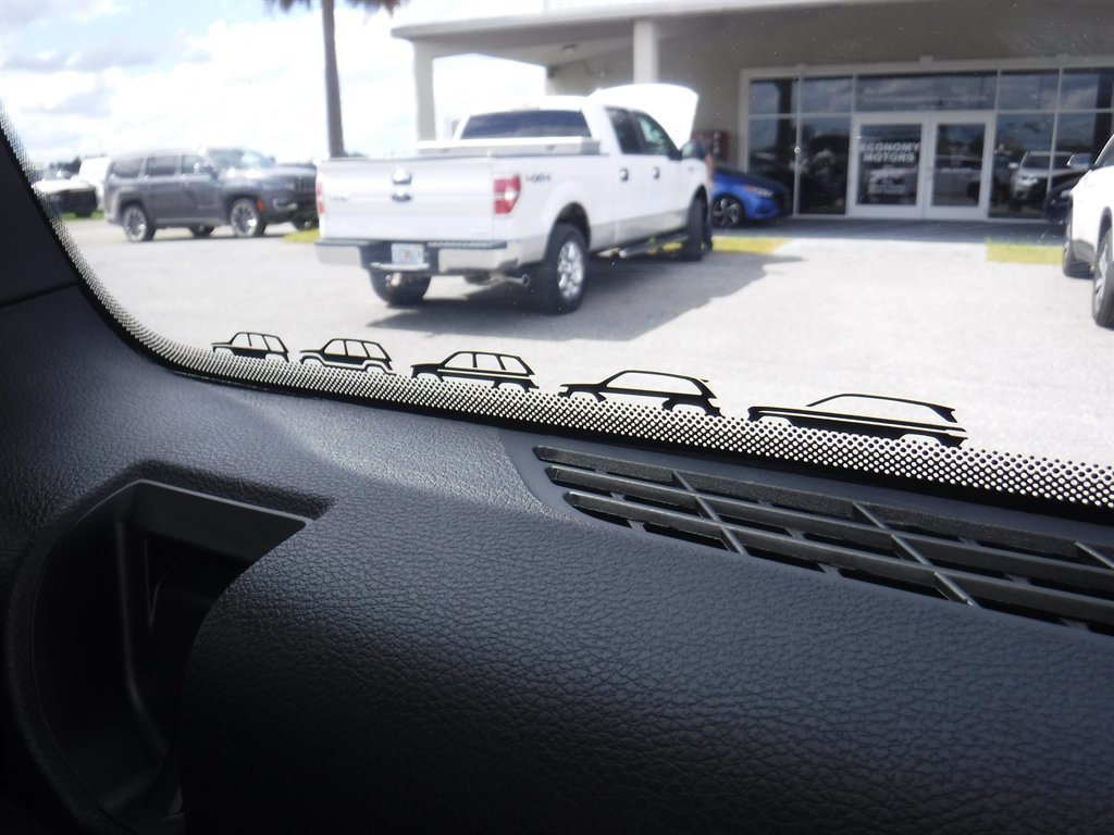 2023 Jeep Cherokee - $32,995